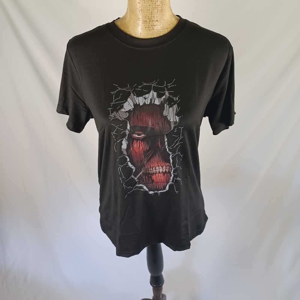 Attack On Titan T Shirt Size Medium